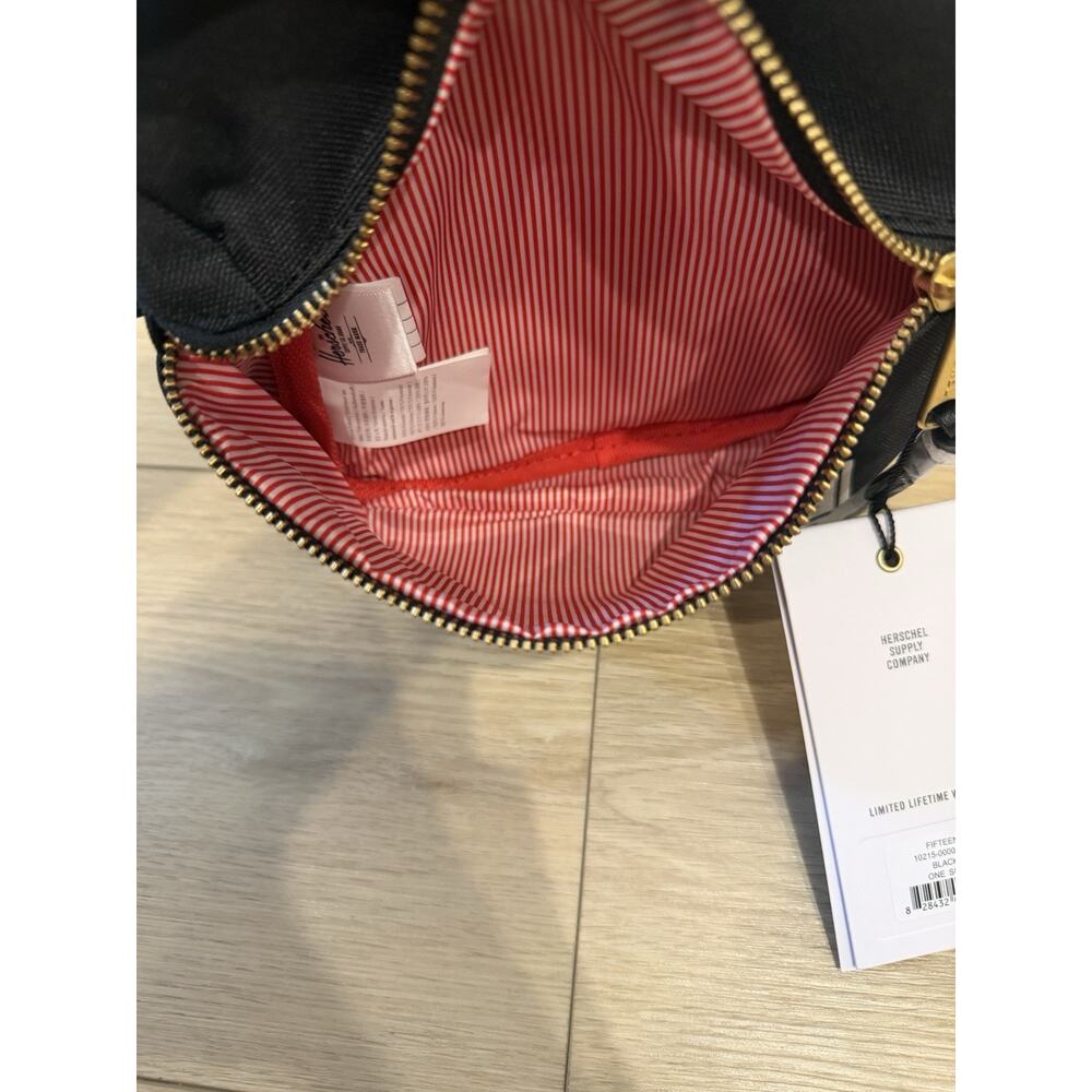 Herschel Fifteen Hip Pack / Bum Bag - Black - Picture 2 of 3